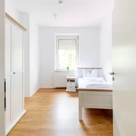 And Work - 8 Single Beds - Apartment Gronau (Westfalen)
