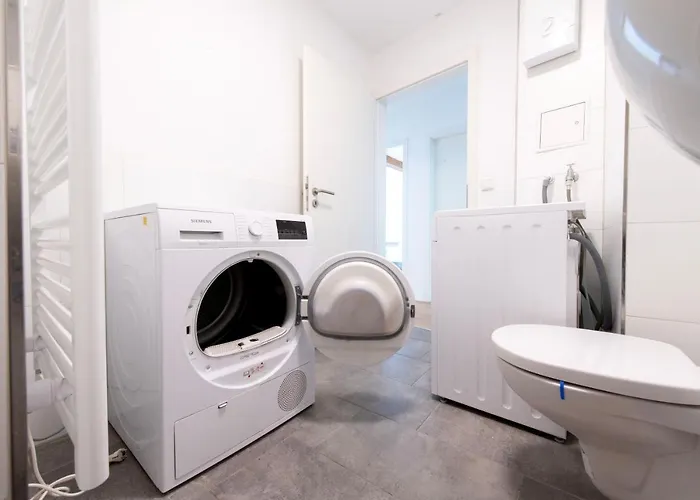 And Work - 8 Single Beds - *