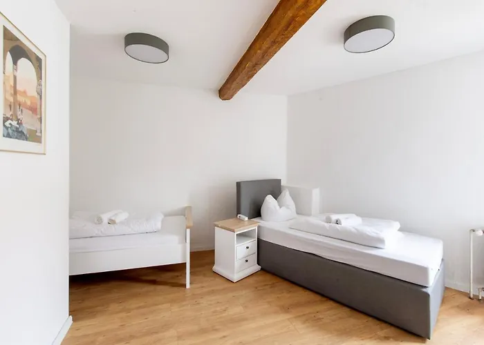 And Work - 8 Single Beds - Appartamento
